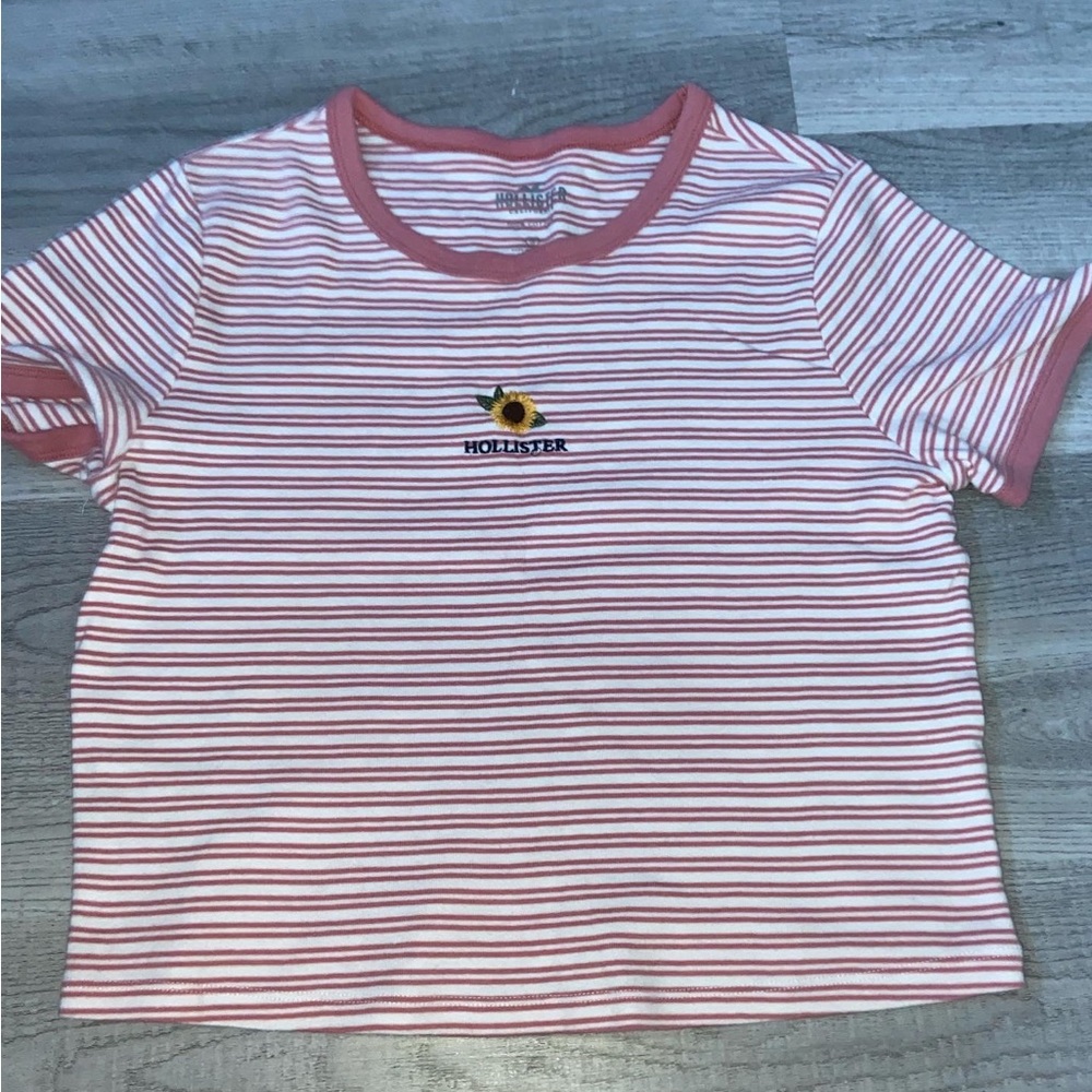 BRAND NEW! Hollister Striped Sunflower Tee!
